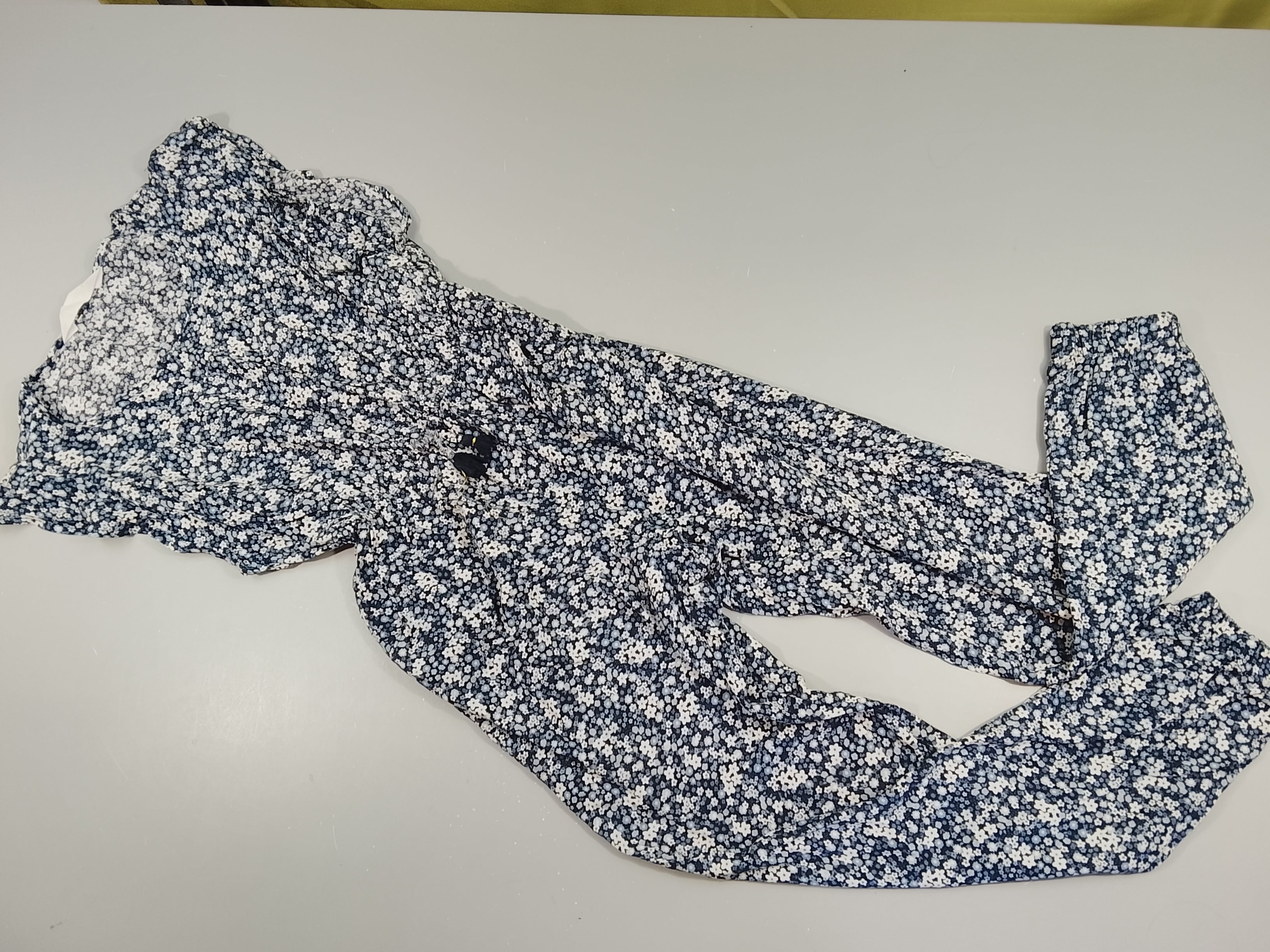 Combinaison m.c à fleurs bleu et blanc