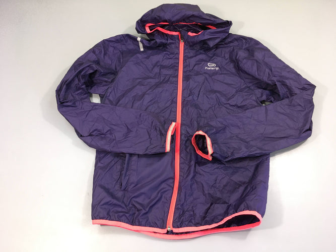 Veste coupe-vent mauve Kalenji, moins cher chez Petit Kiwi