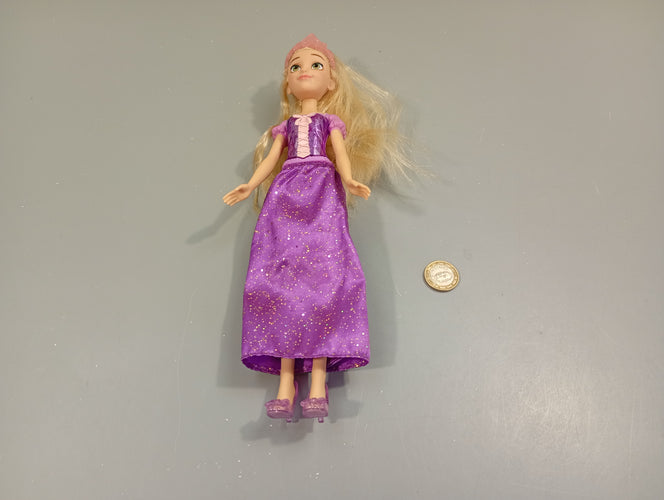 Bar.bie Disney Raiponce, moins cher chez Petit Kiwi