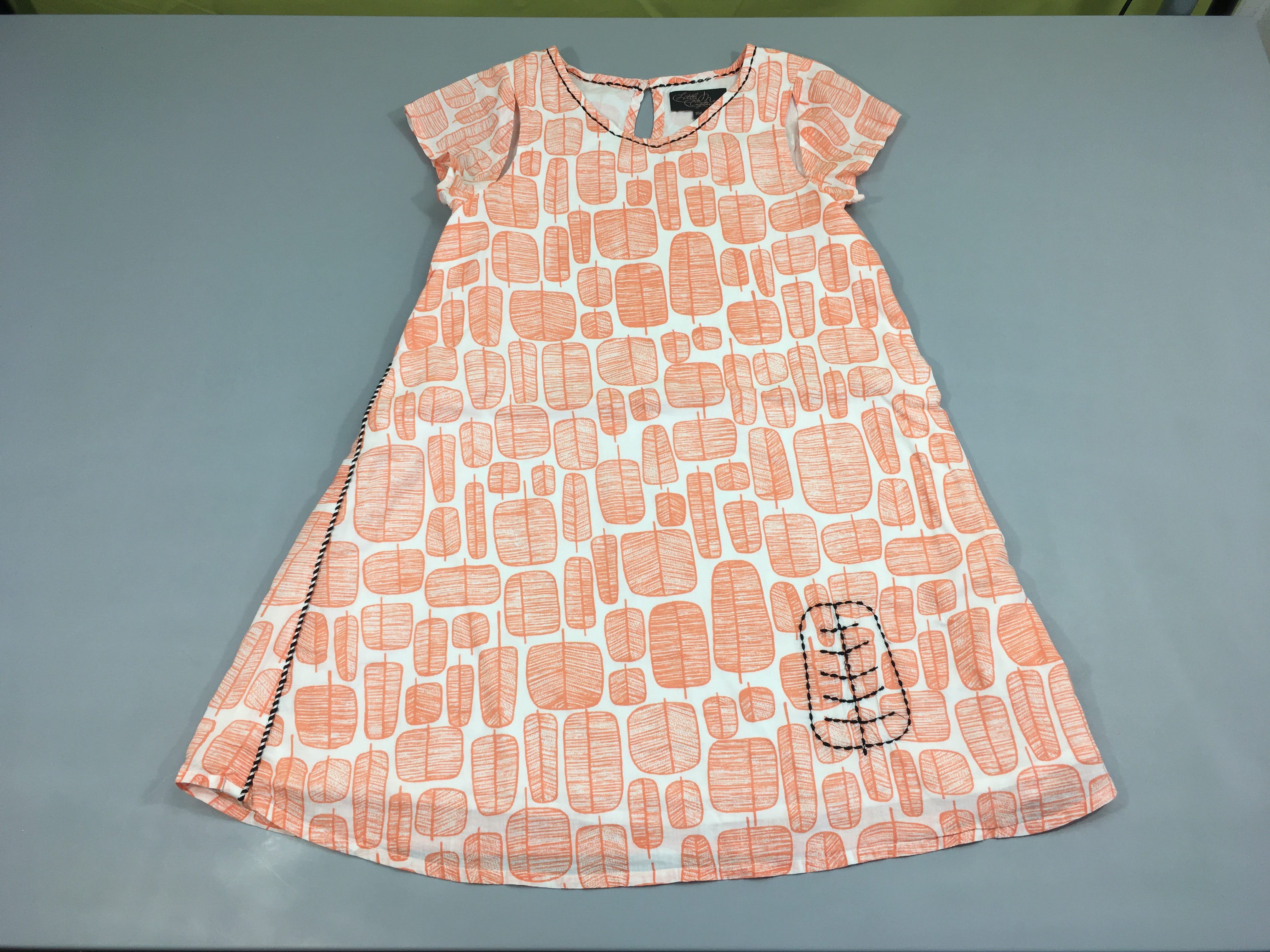 Robe m.c blanche ar.bres oranges