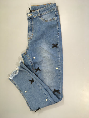 Jeans perles et noeuds, moins cher chez Petit Kiwi