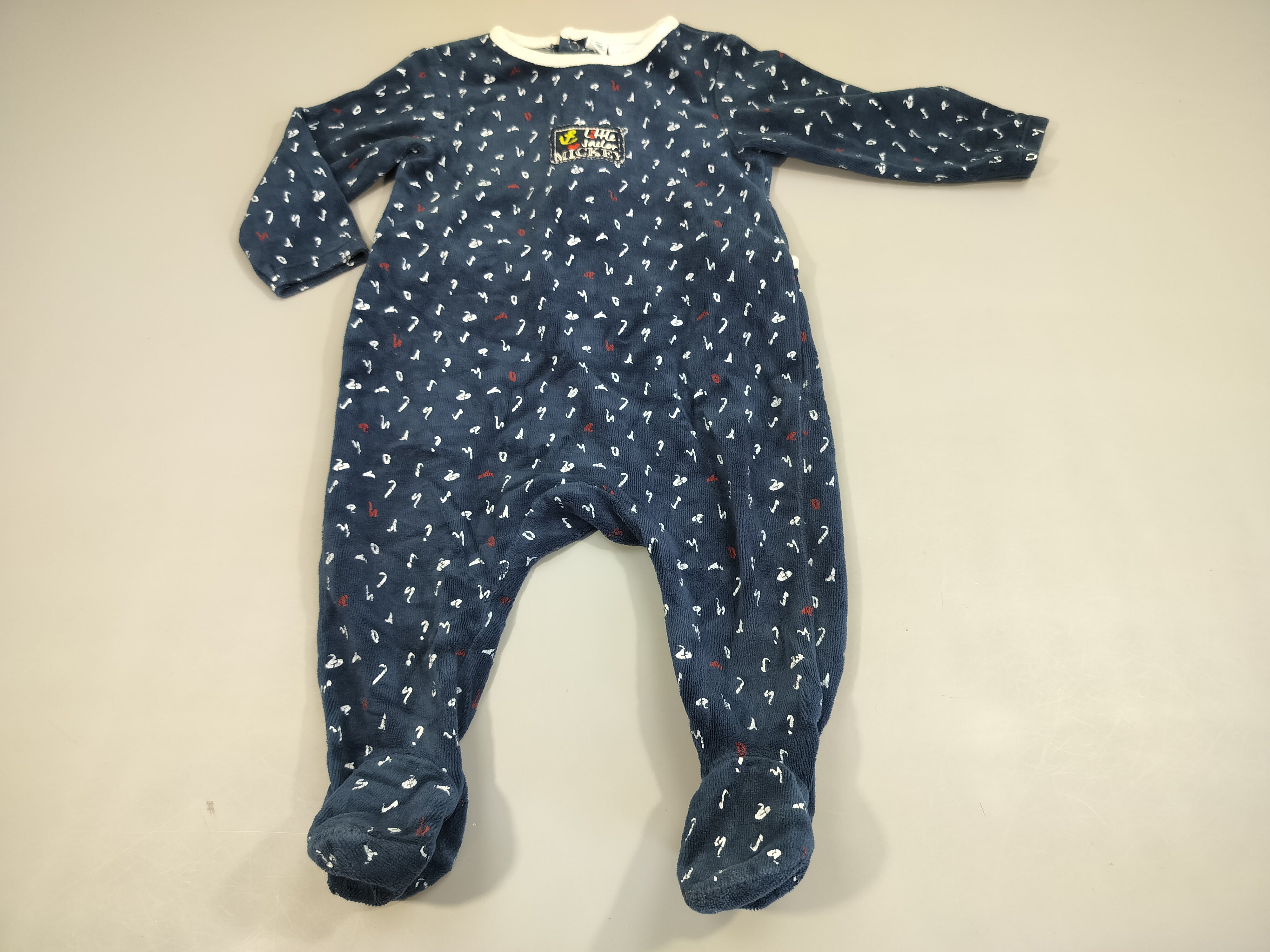 Pyjama velours bleu marine lettres blanches et rouges 