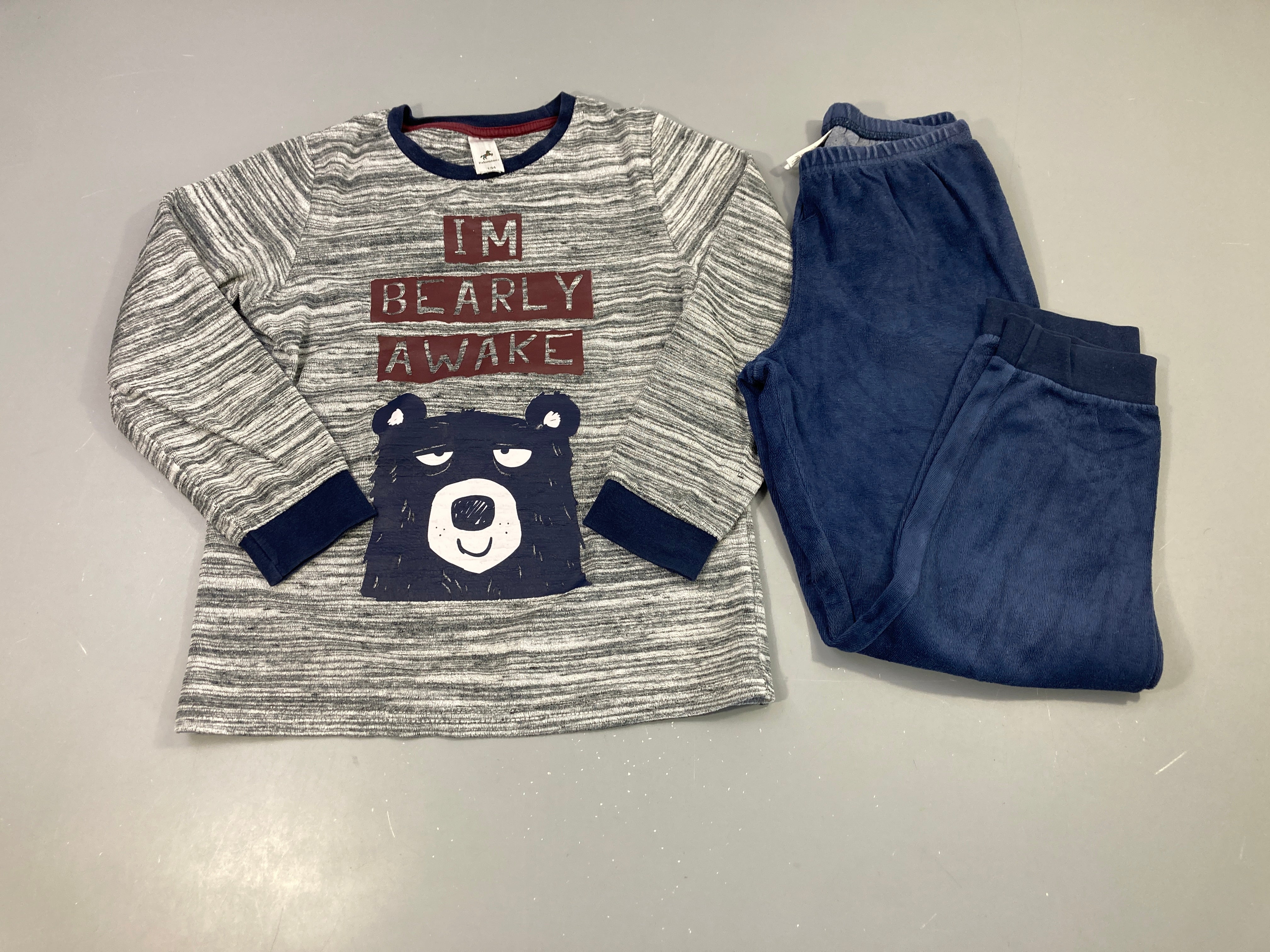 Pyjama 2pcs velours gris-bleu Bearly Floc un peu craquelé