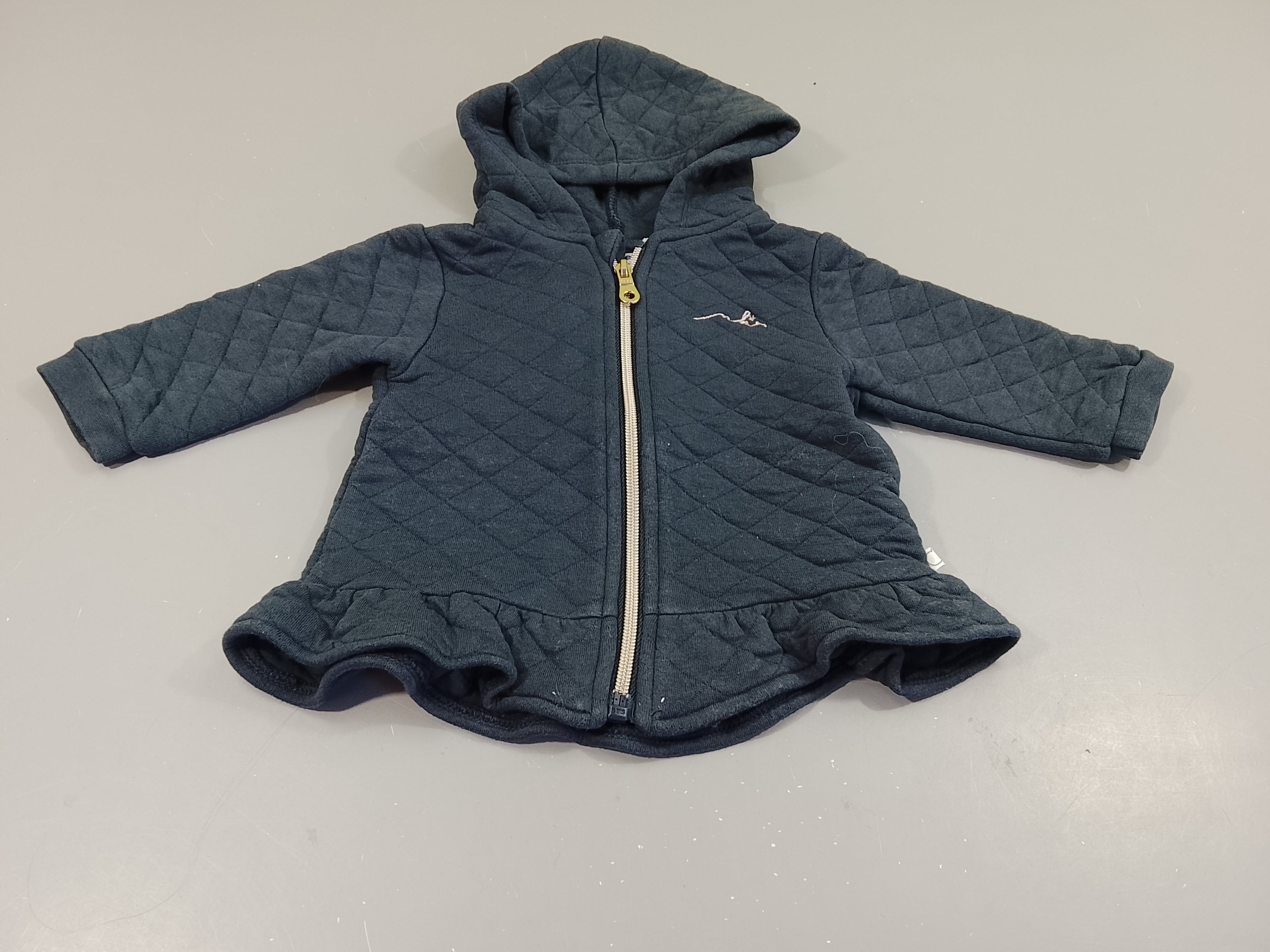 Gilet zippé à capuche  bleu marine motifs matellassé