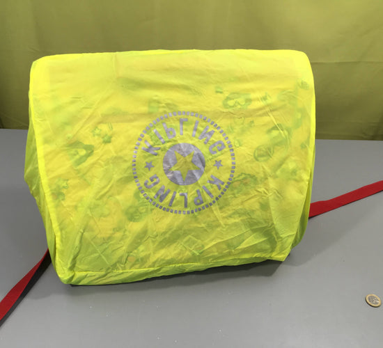 Cartable Kipling rose Chiil + Plumier + Housse fluo de prote.ction, moins cher chez Petit Kiwi