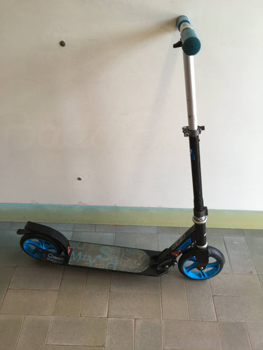 Trottinette oxelo noire, moins cher chez Petit Kiwi