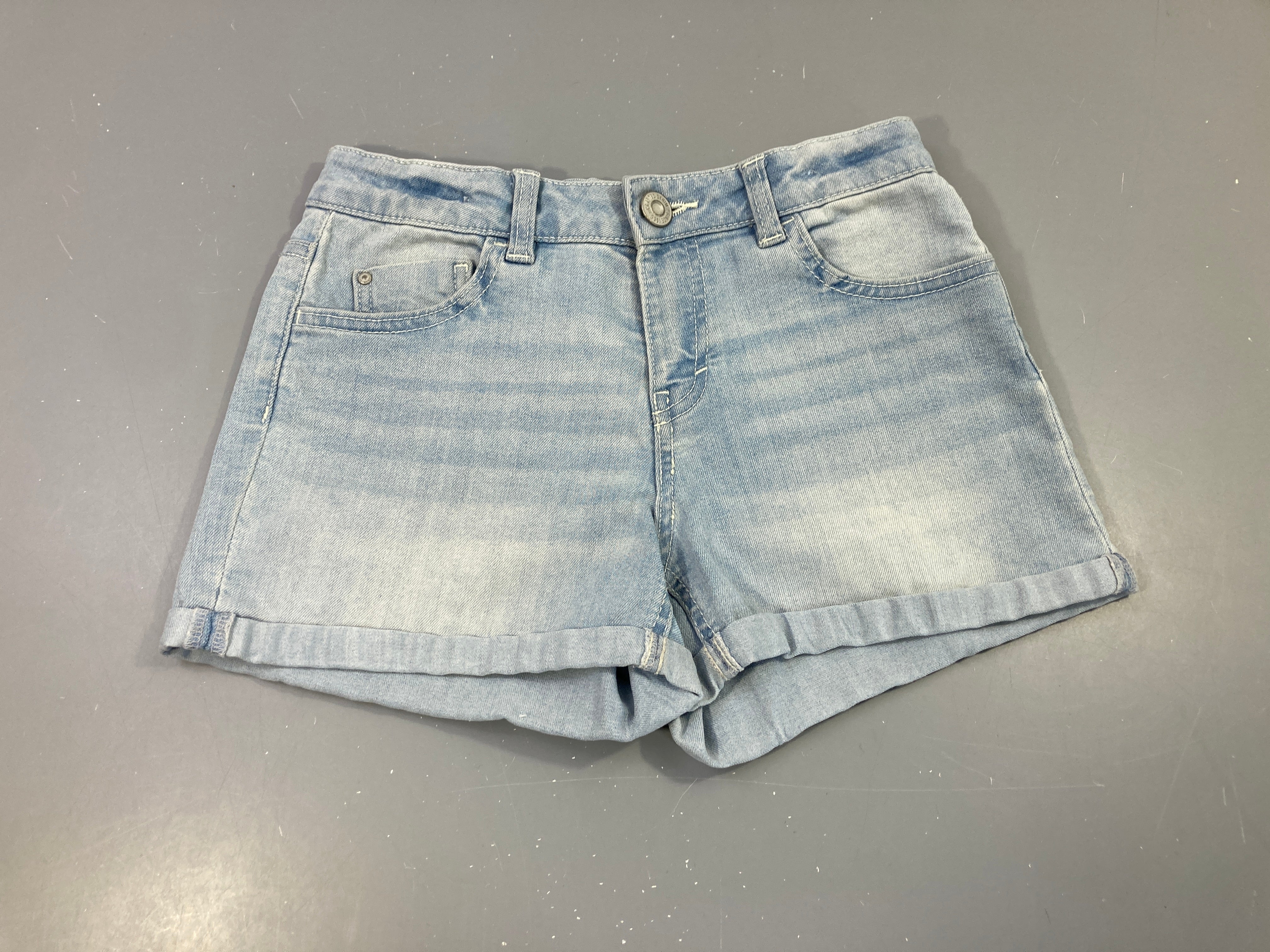 Short jean bleu clair