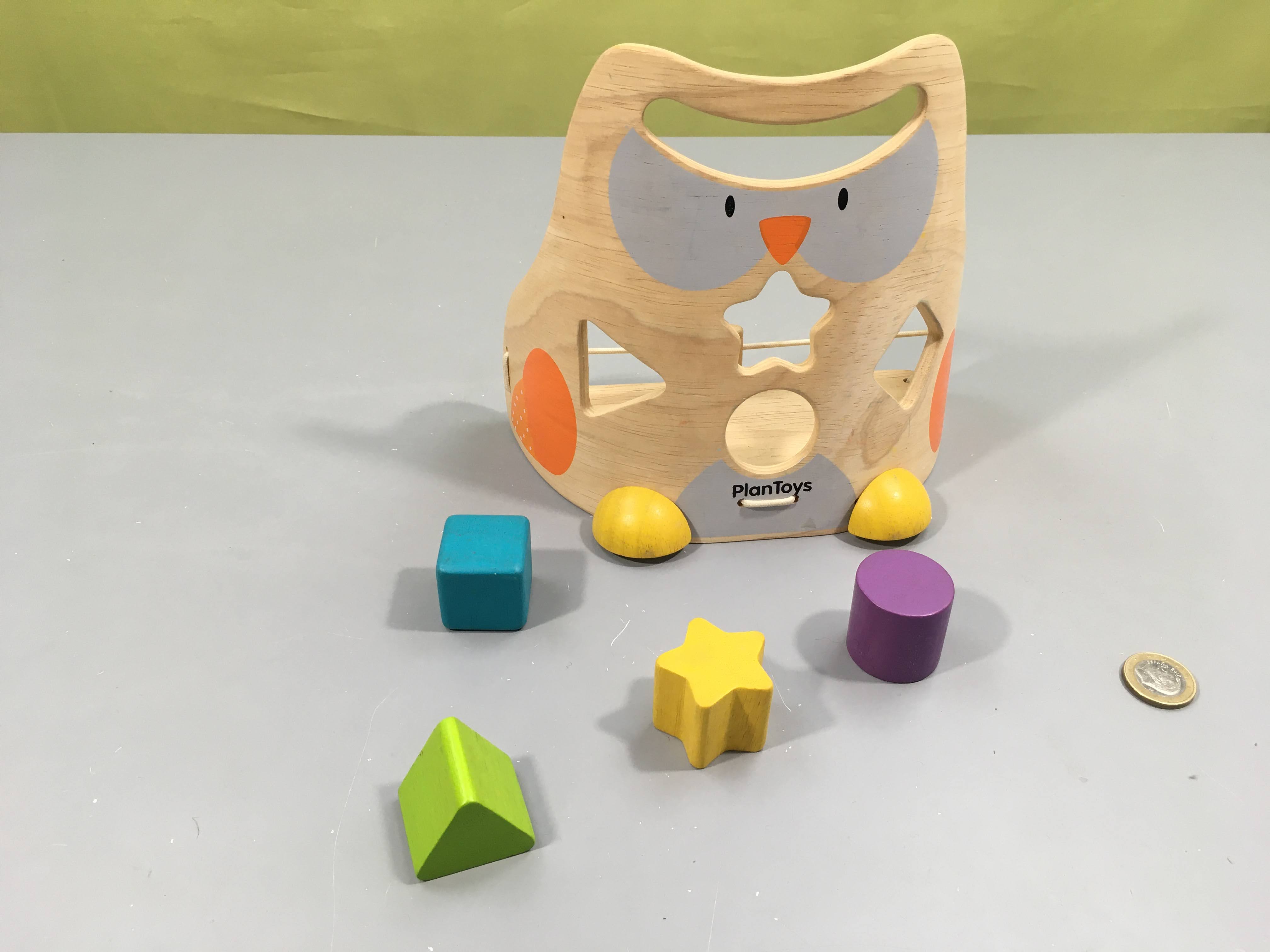 Complet Boite à forme en bois La chouette Plantoys