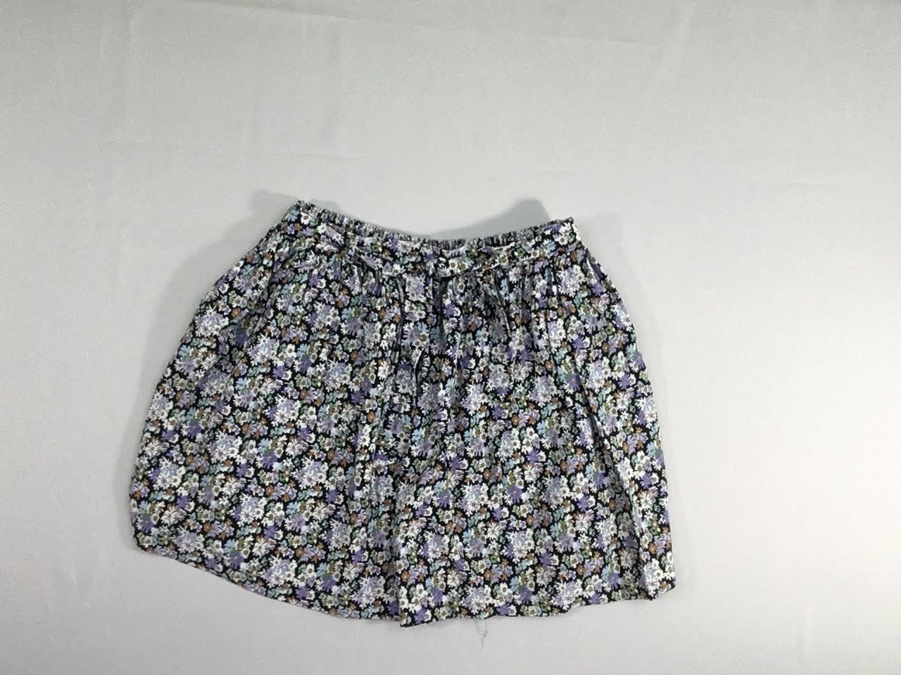 Jupe noire fleurie mauve-blanc taille élastique Maya