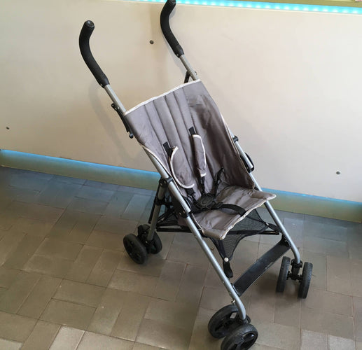Poussette canne grise à rafraichir, moins cher chez Petit Kiwi