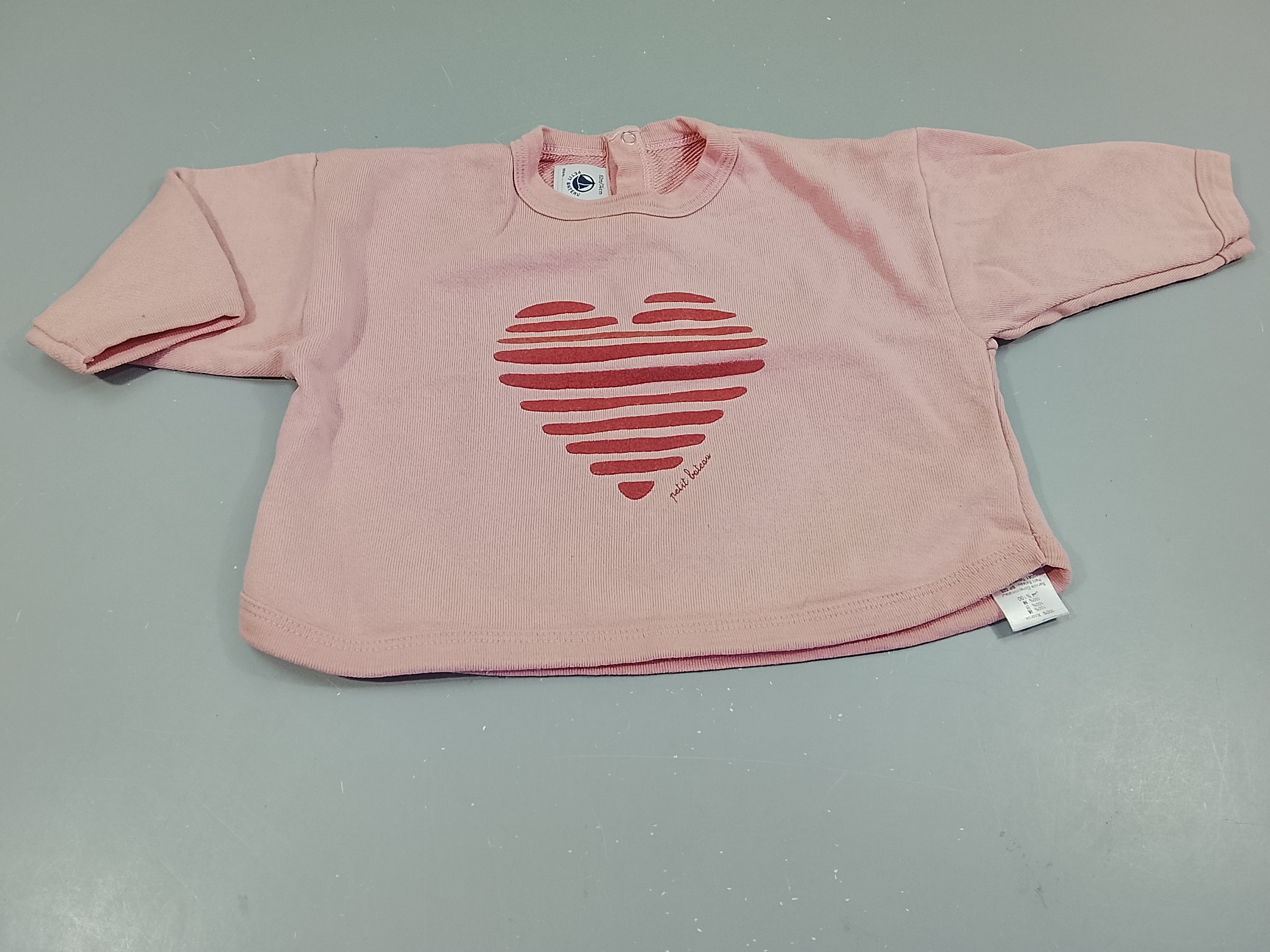 Sweat rose clair, coeur texturé