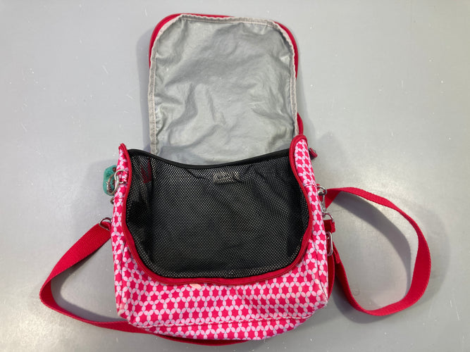 Ensemble Kipling-Cartable en parfait état + prote.ction pluie + Lunch Box (traces d'usure intérieur mais n'altère pas l'efficacité) mini réparation +  Sac de pisicine/gym + Plumier, moins cher chez Petit Kiwi