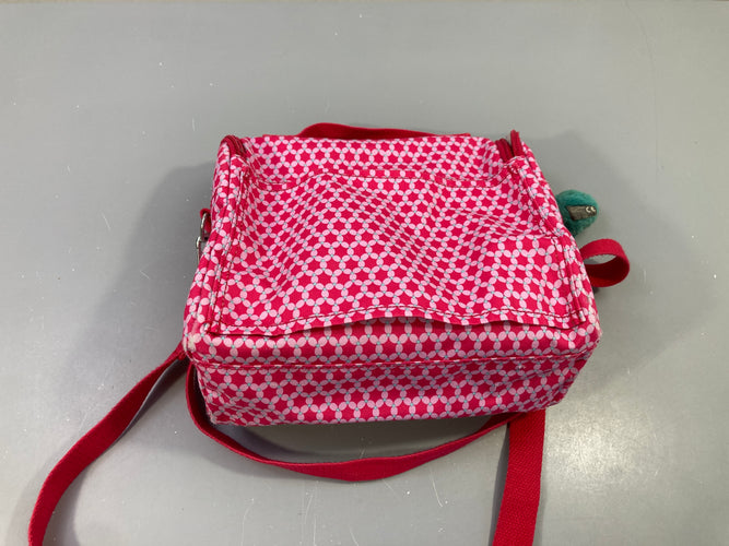 Ensemble Kipling-Cartable en parfait état + prote.ction pluie + Lunch Box (traces d'usure intérieur mais n'altère pas l'efficacité) mini réparation +  Sac de pisicine/gym + Plumier, moins cher chez Petit Kiwi