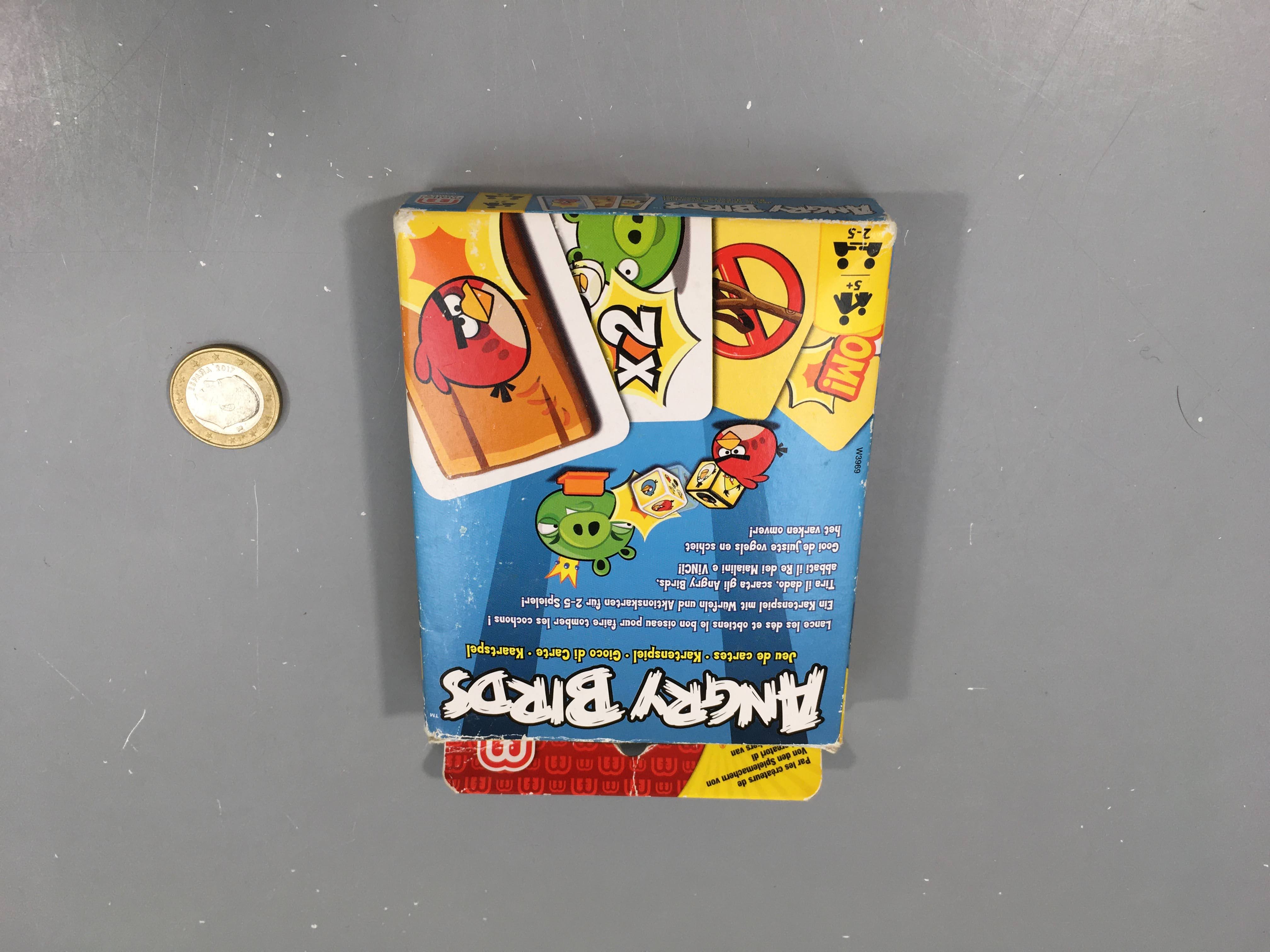 Jeu de cartes Angr.y Birds +5a Boîte légèrement cornée sur dessus