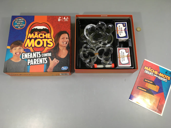 Mâche mots Enfants contre parents +8a Complet, moins cher chez Petit Kiwi