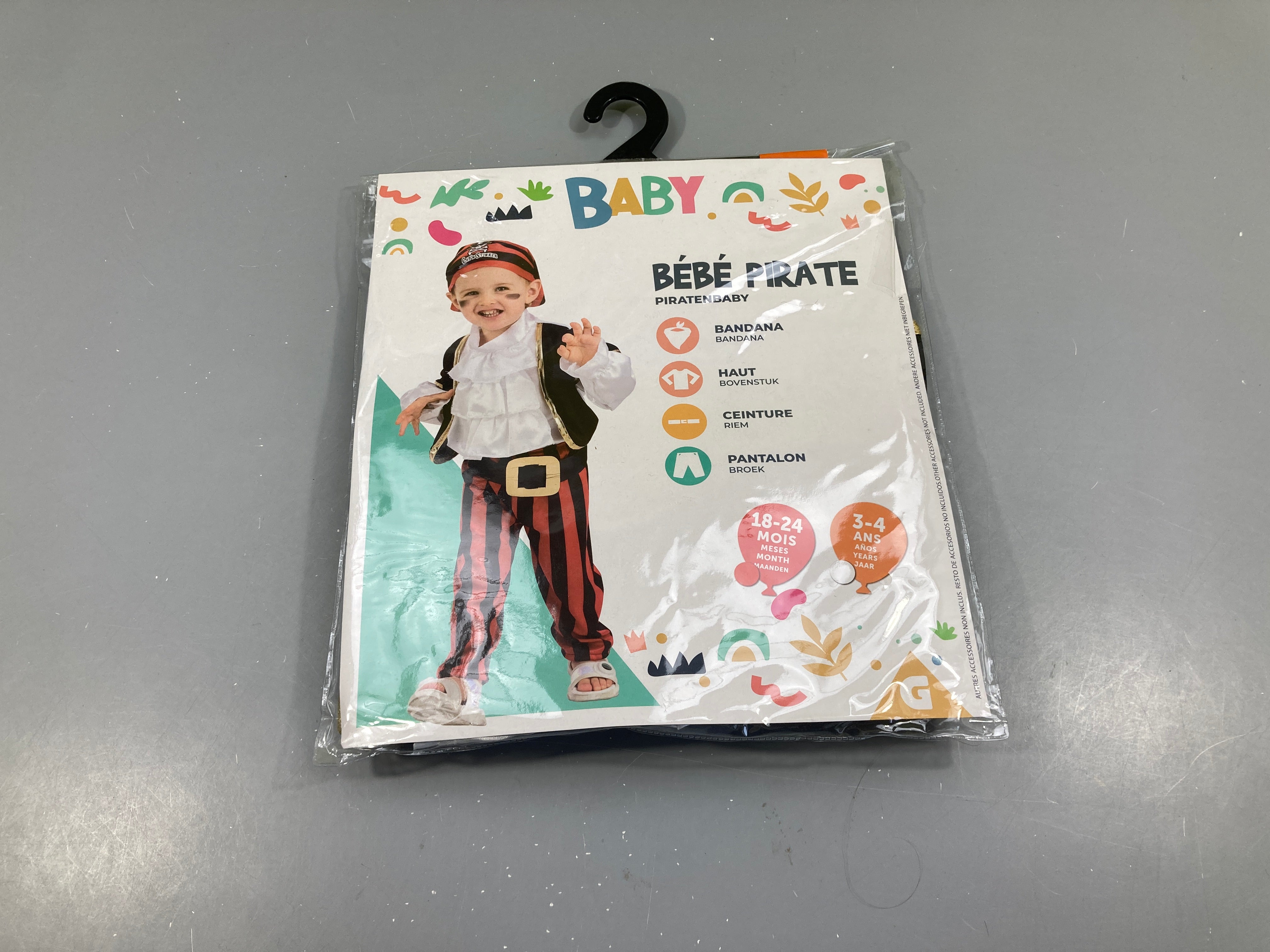 Déguisement Bébé Pirate Haut taché et bas manches+++ A relaver