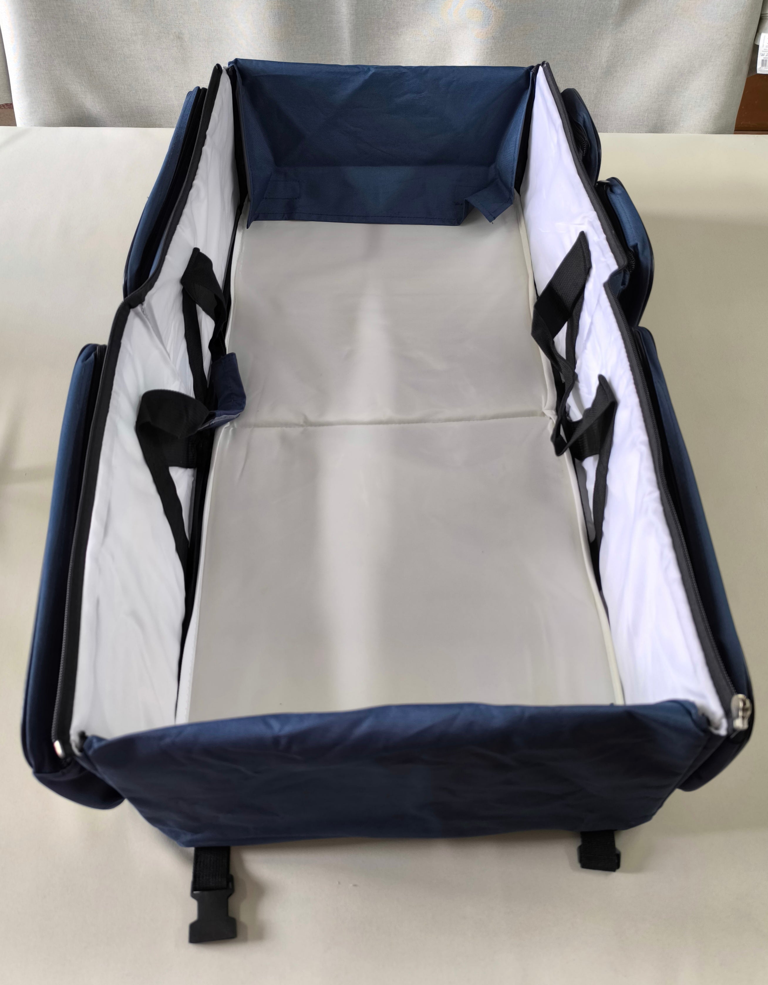 Lit de voyage portable et repliable