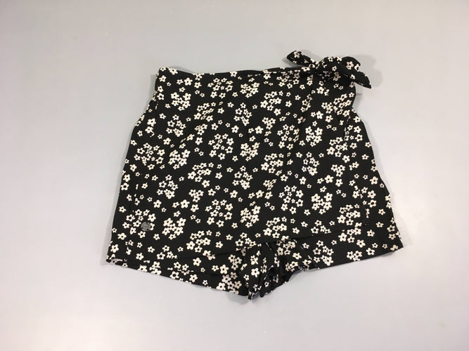 Jupe short noire fleurie, moins cher chez Petit Kiwi