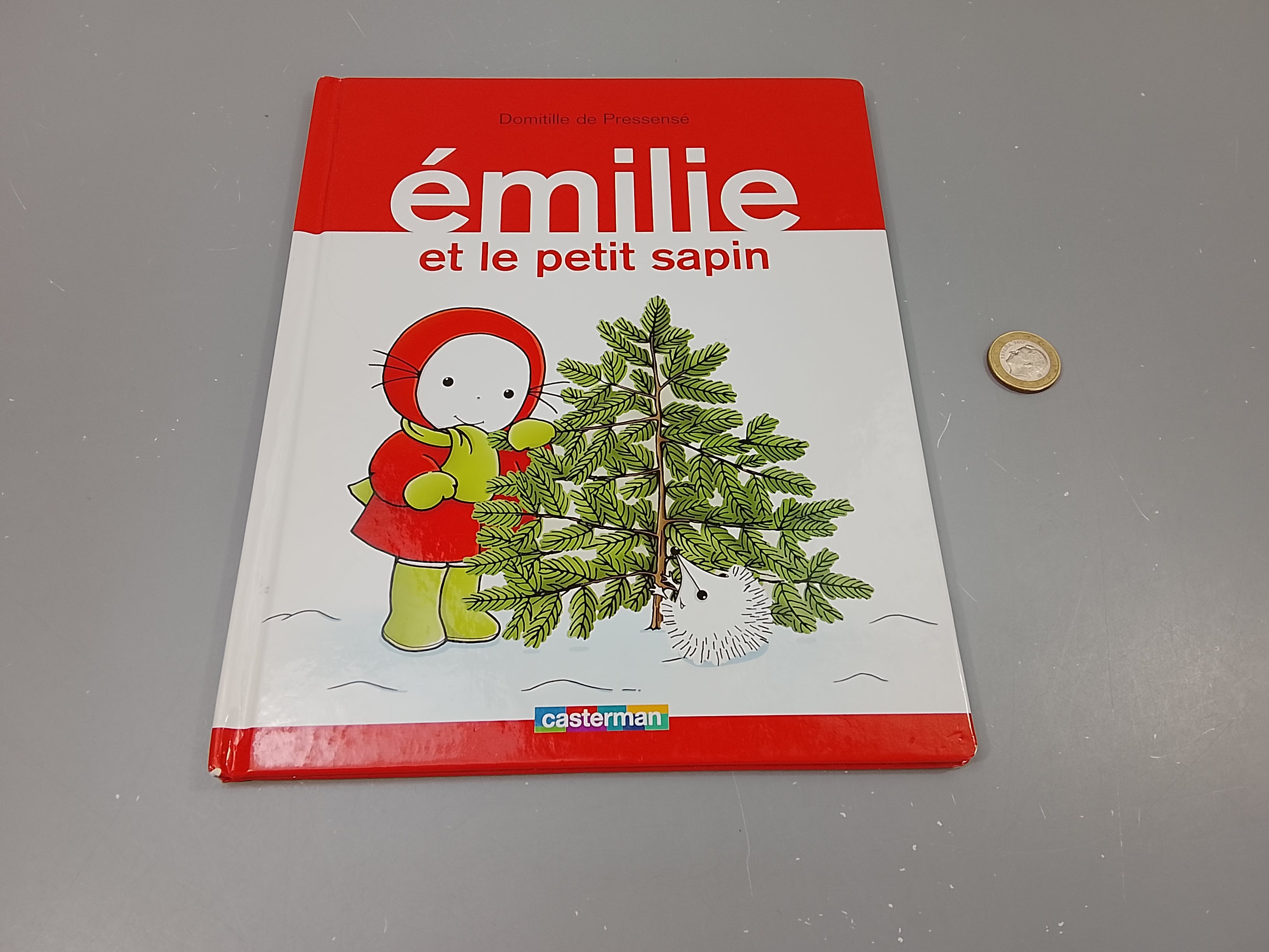 Emilie et le petit sapin