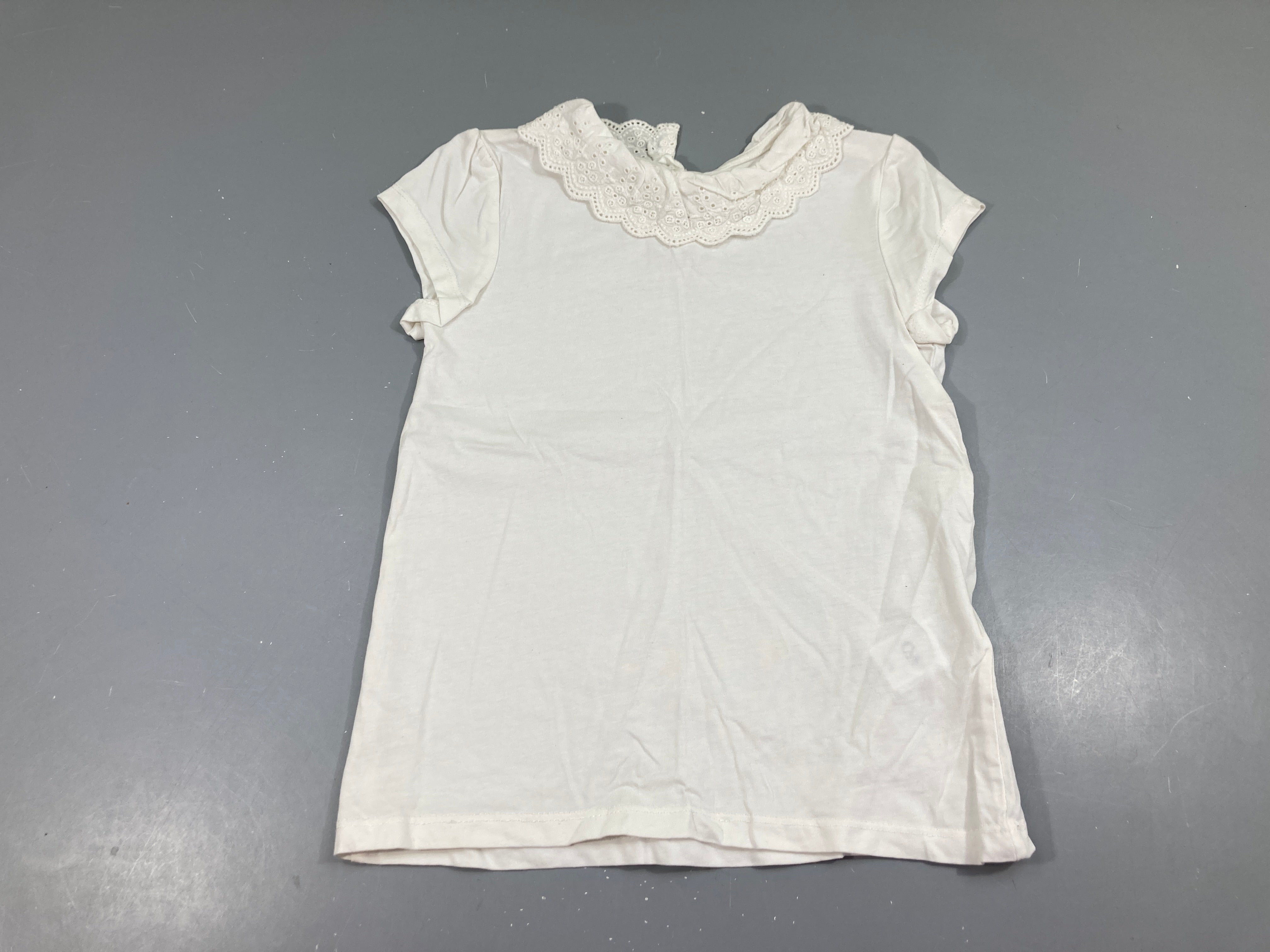 T-shirt m.c blanc col dentelle