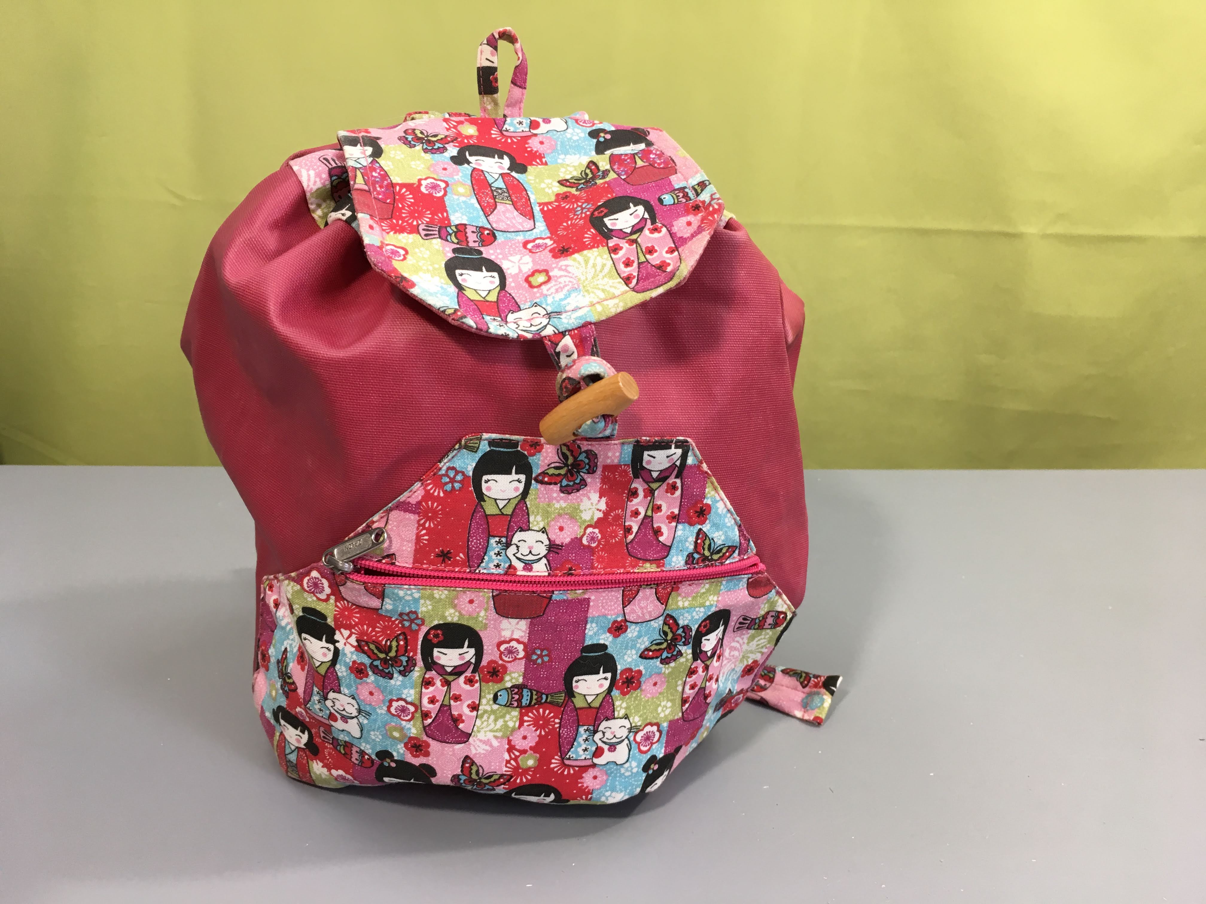 Petit sac à dos enduit rose foncé, Asie