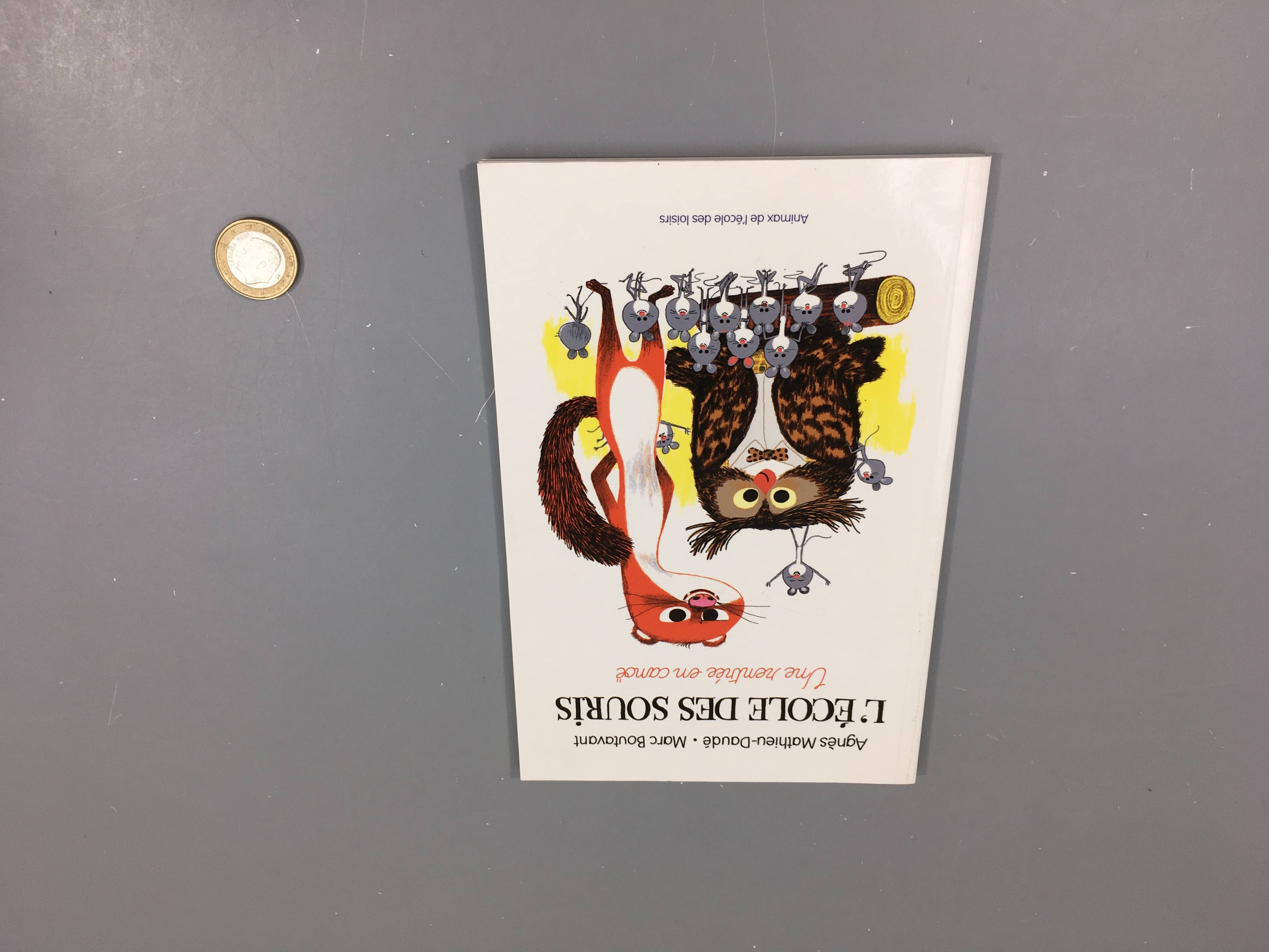 L'école des souris-Une rentrée en canoë-Coin corné arrière-Ecole des max