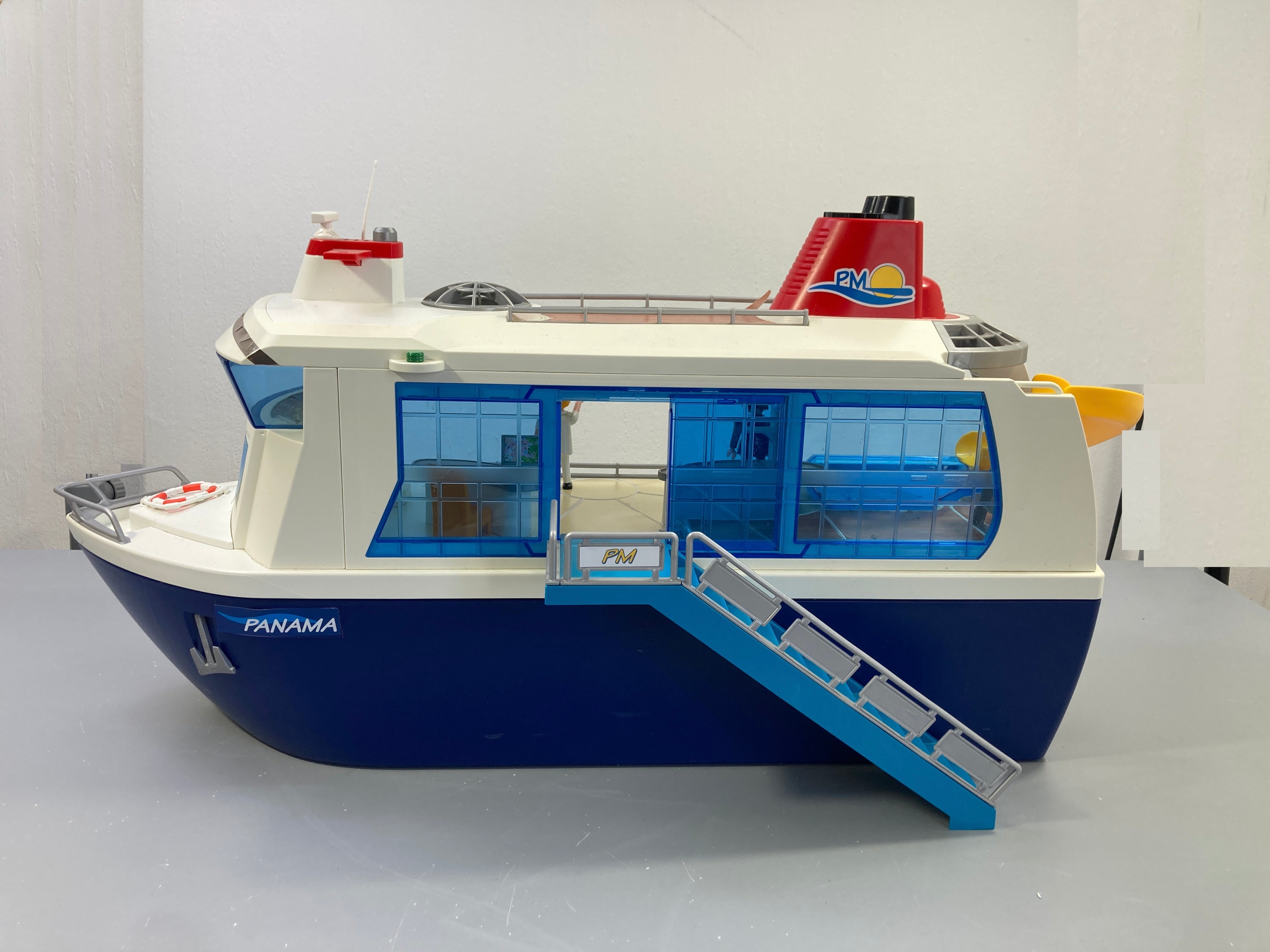 Bateau de croisière- Playmobil 6978 - tel que sur la photo