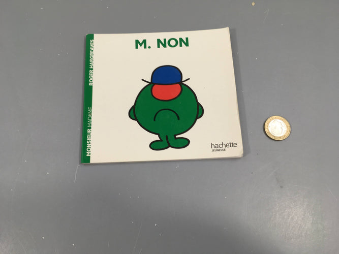 M.Non-Bas couverture arrière un peu déchiré, moins cher chez Petit Kiwi