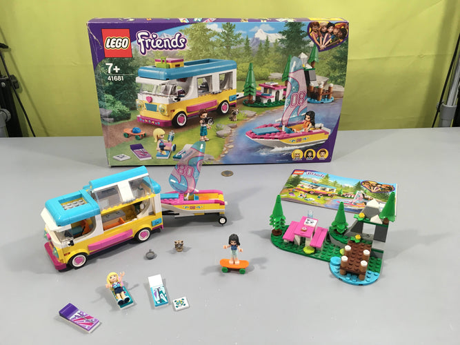 Lego Friends 41681 Le camping car et le voilier de la forêt-Manque coffre de toi et 1 personnage +7a, moins cher chez Petit Kiwi
