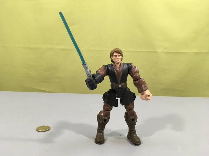 Figurine Anakin Skywalker avec sabre Star Wars, moins cher chez Petit Kiwi