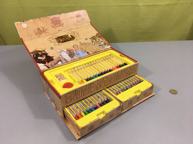 La boîte de coloriage Fort Boyart, moins cher chez Petit Kiwi