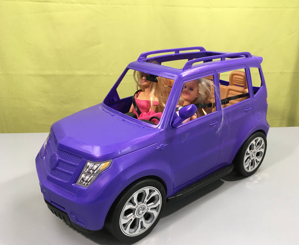 4x4 mauve Bar.bie + 2 poupées mannequins, moins cher chez Petit Kiwi