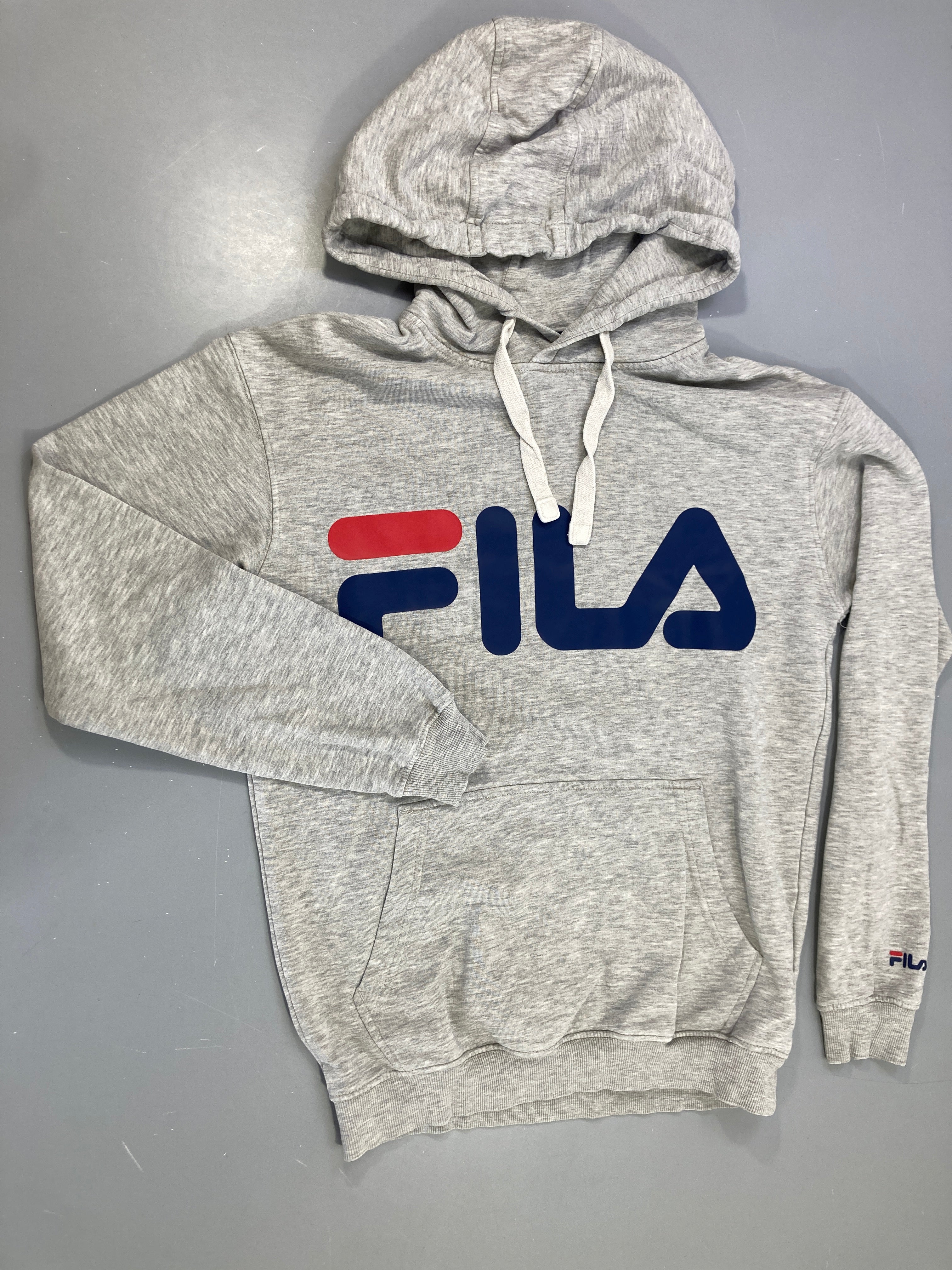 Sweat à capuche gris flammé Fila