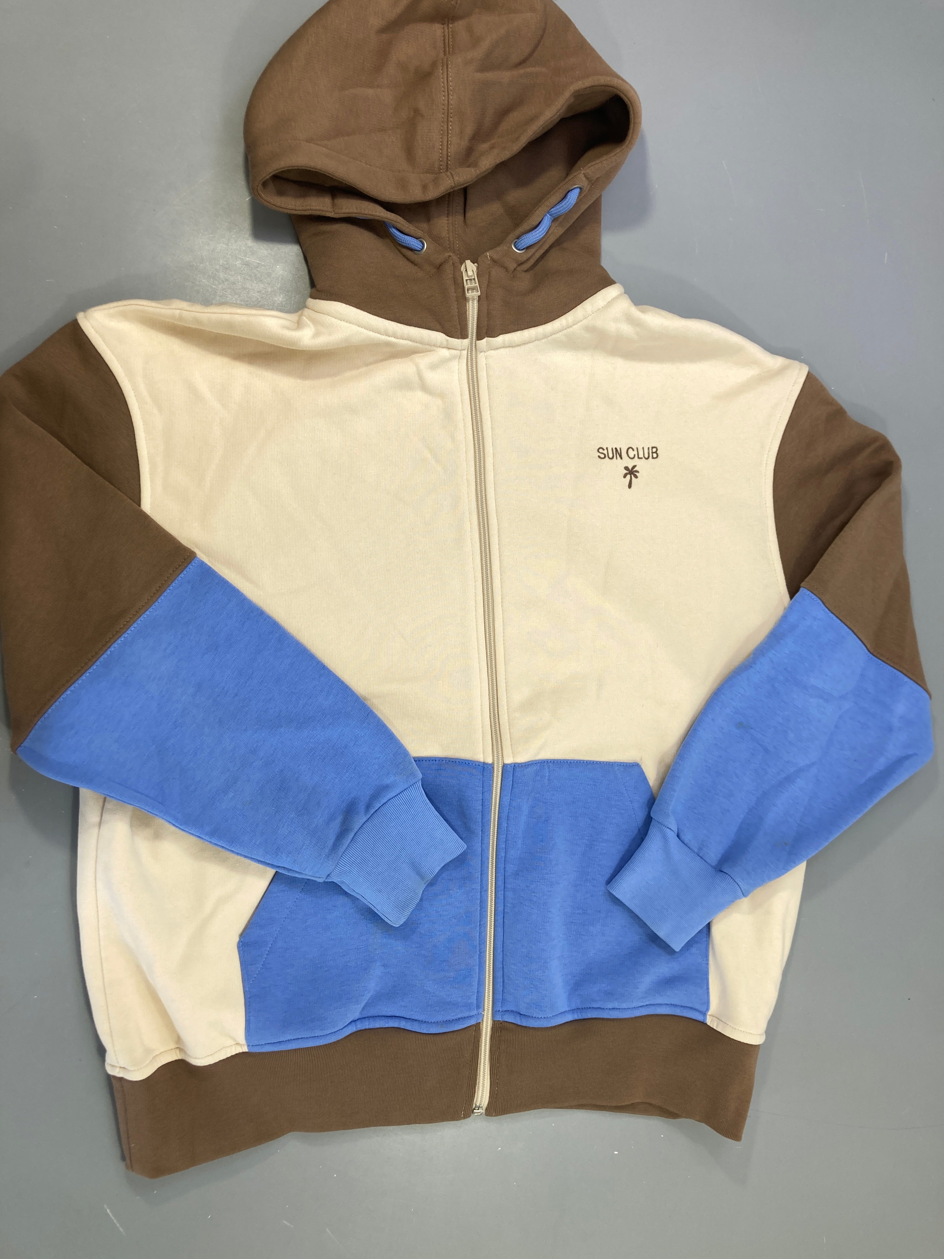 Sweat zippéà capuche beige/bleu/brun Sun Club, petite tache à l'épaule