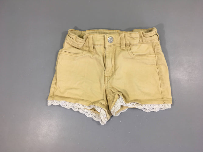 Short en jean jaune bas dentelle, moins cher chez Petit Kiwi