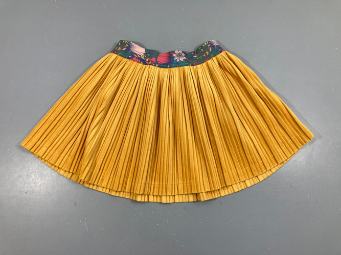 Jupe plissée velours moutarde, moins cher chez Petit Kiwi