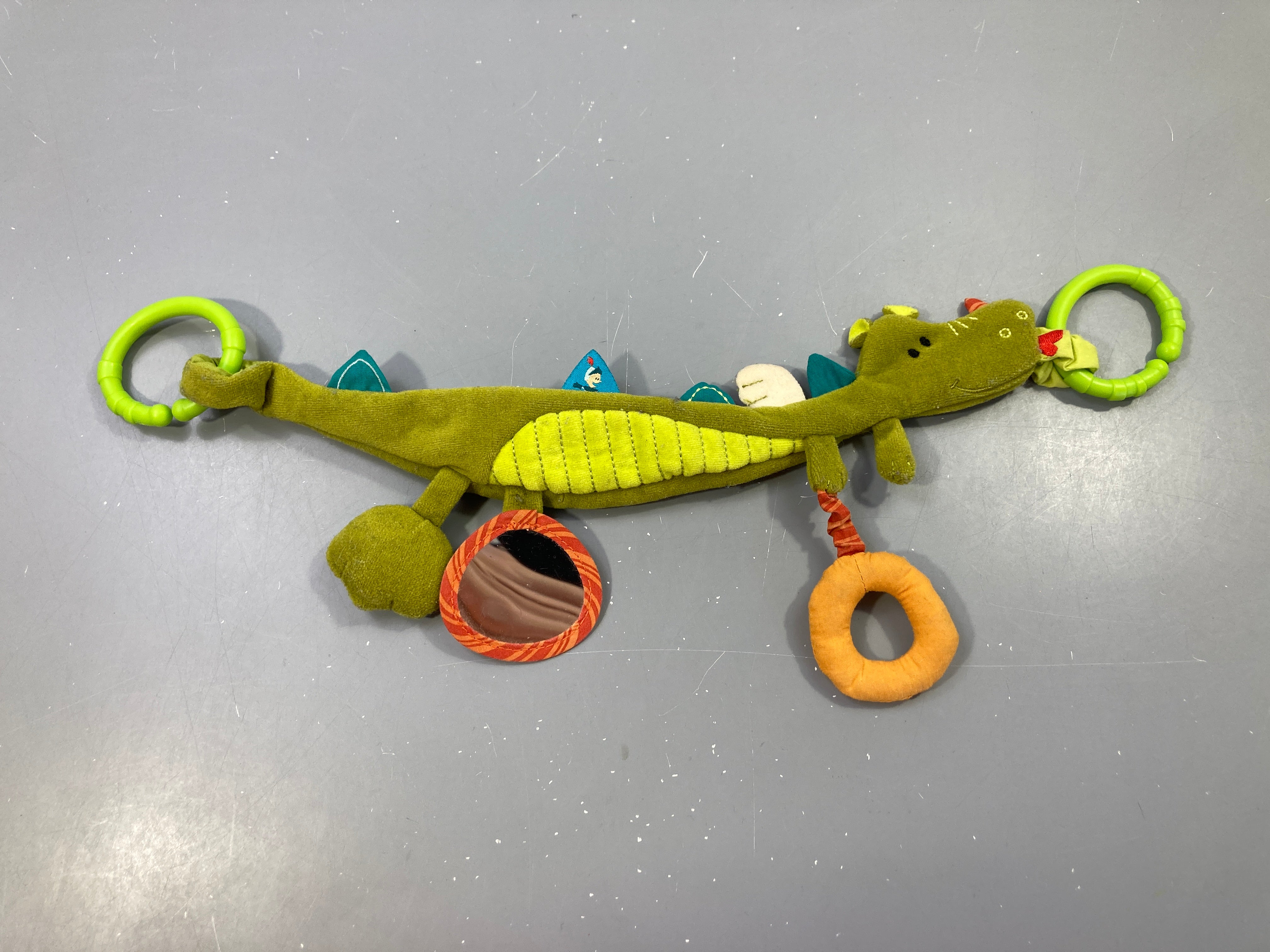 Jouet à suspendre Acti-dragon Walter