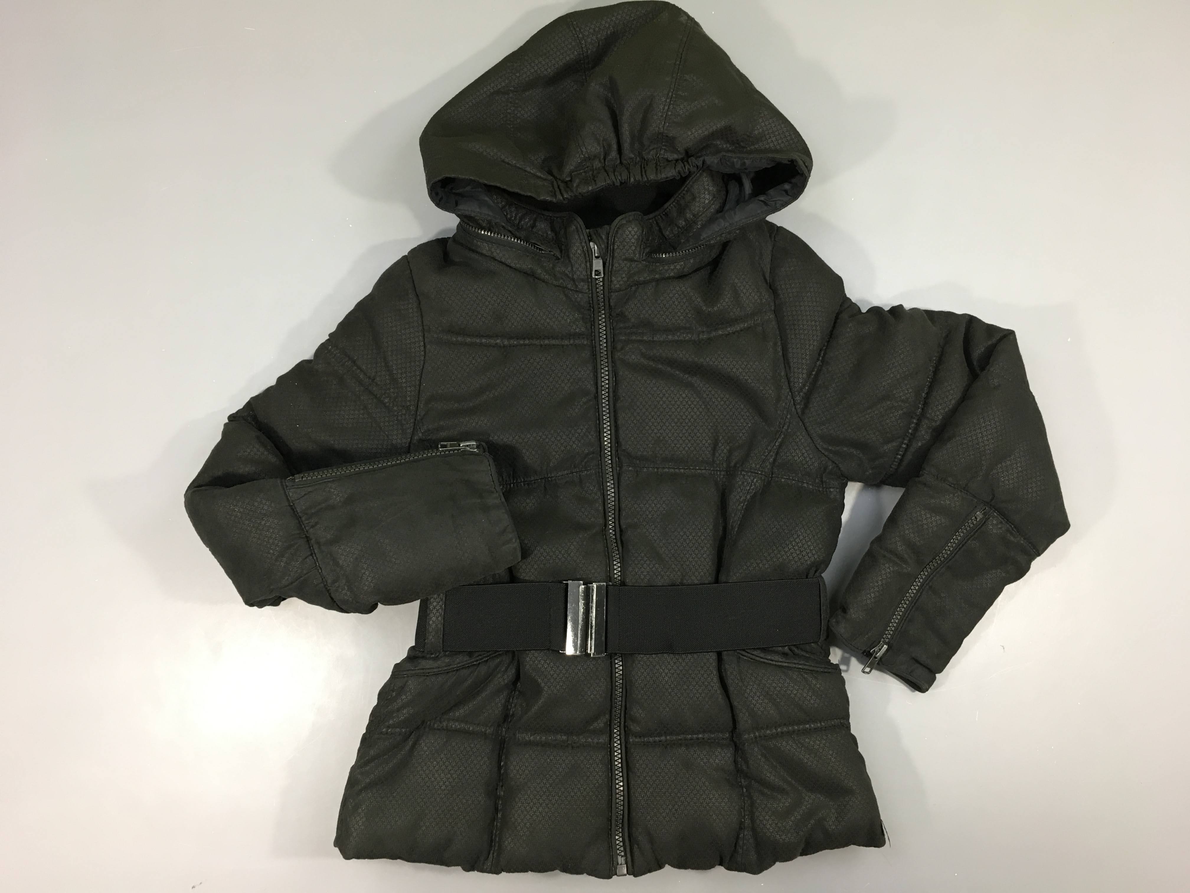 Veste ouatinée à capuche noire motifs étoiles et ceinture (traces d'usure sur le métal)