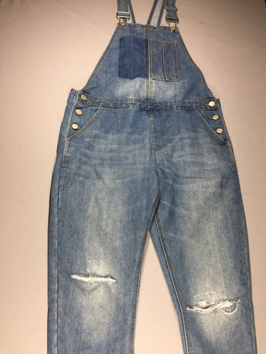 Salopette en jean effet délavé - éraillée aux genoux - Taille 40, moins cher chez Petit Kiwi