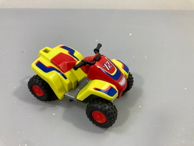 Playmobil - 4425 - Les Aventuriers -Quad rouge-Sans le pilote et la valisette, moins cher chez Petit Kiwi
