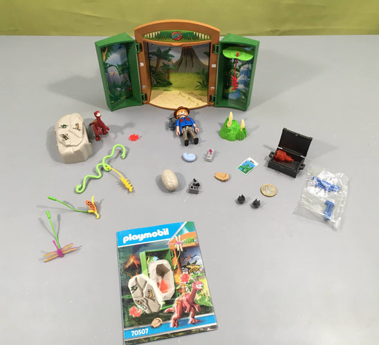 Coffre "Explorateur et dinosaure" 70507 - complet, moins cher chez Petit Kiwi