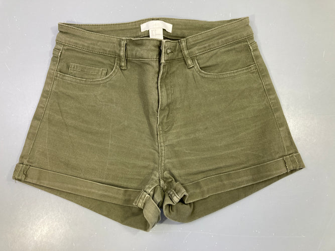 Short kaki à revers légèrement délavé 36, moins cher chez Petit Kiwi