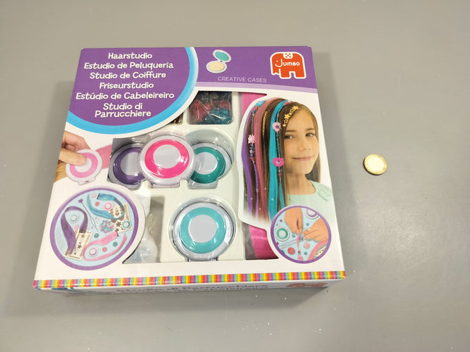 NEUF Studio coiffure. 5-8a, moins cher chez Petit Kiwi