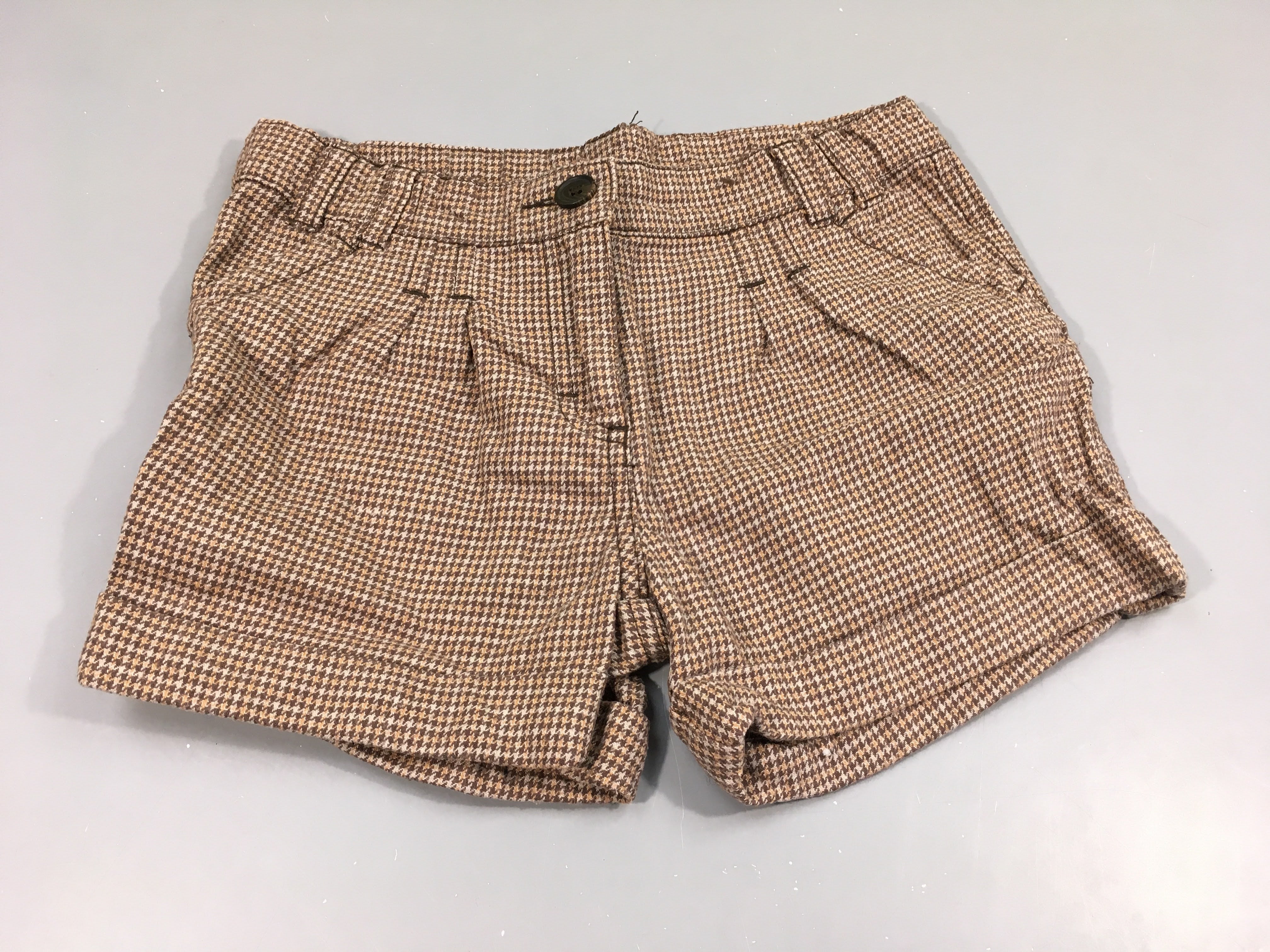 Short à revers motifs pied-de-poule brun