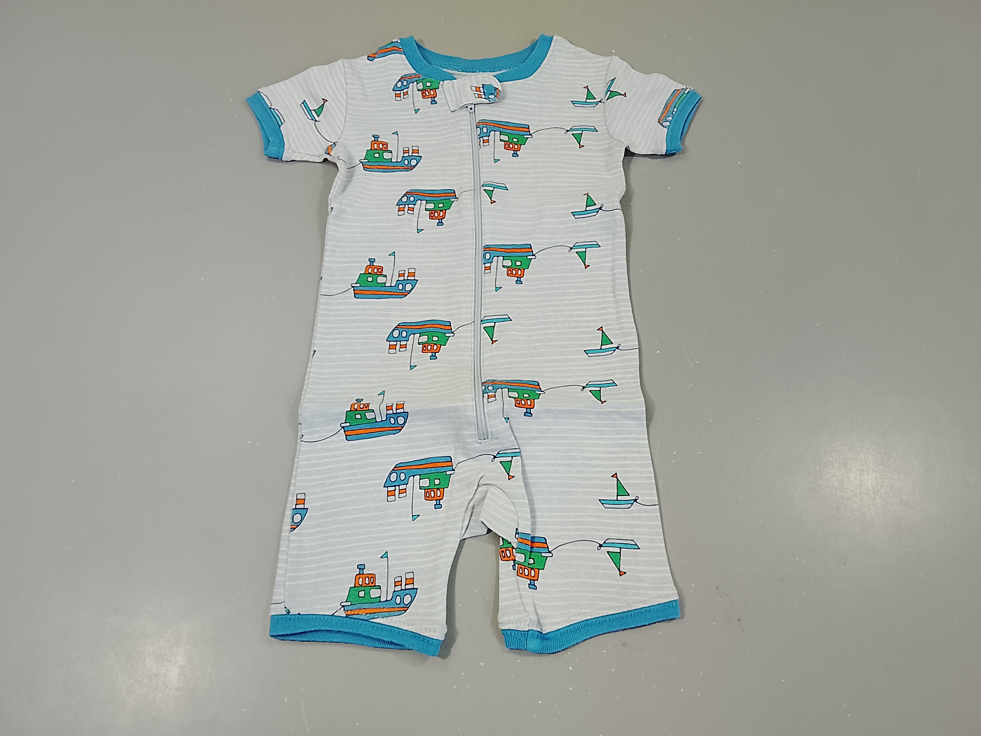 Pyjama jersey Babygap bleu clair rayé blanc , bâteaux