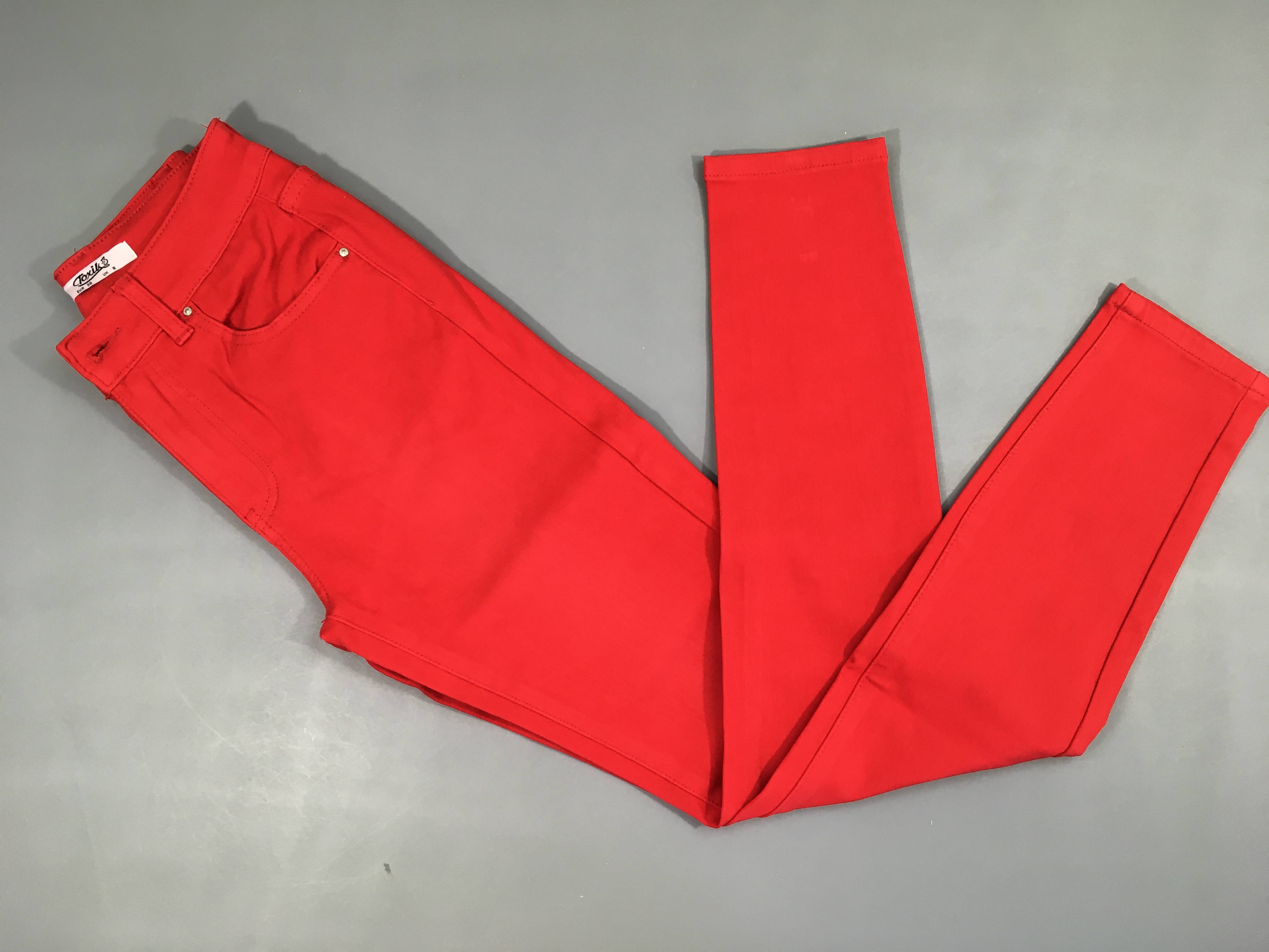 Pantalon rouge, taille 36