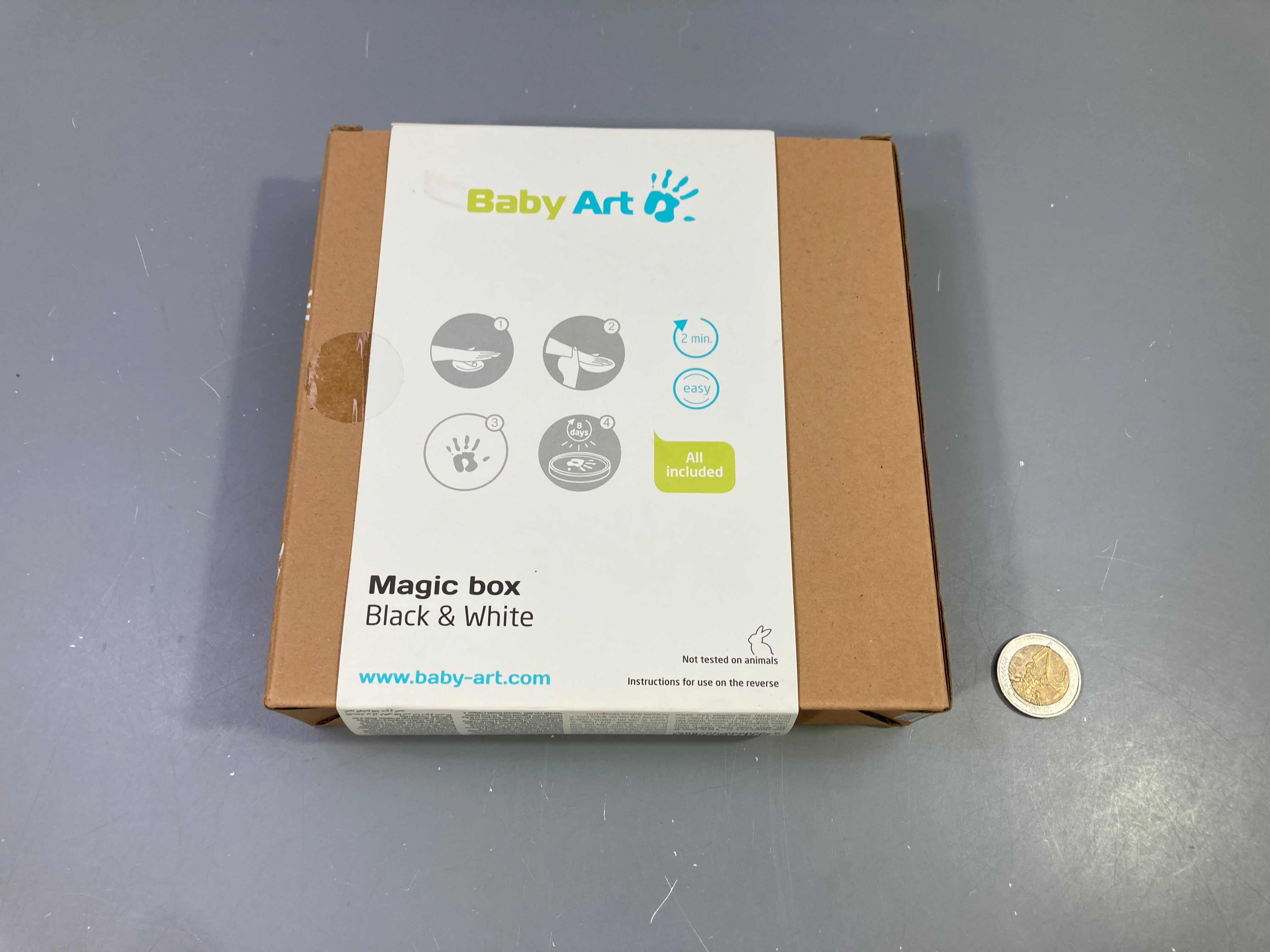 Neuf- Kit Baby Art Magic Box Black & White