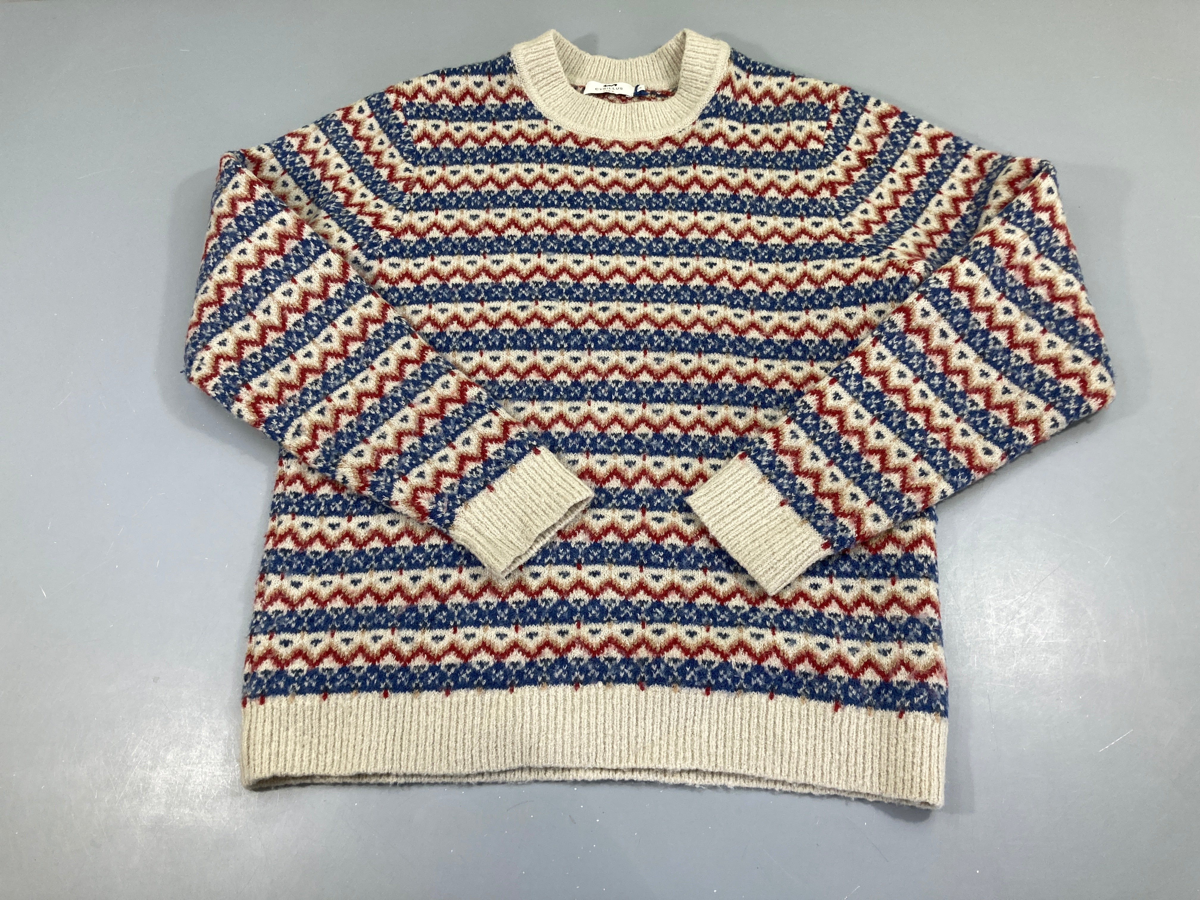 Pull beige motifs rouge-brun 31%laine