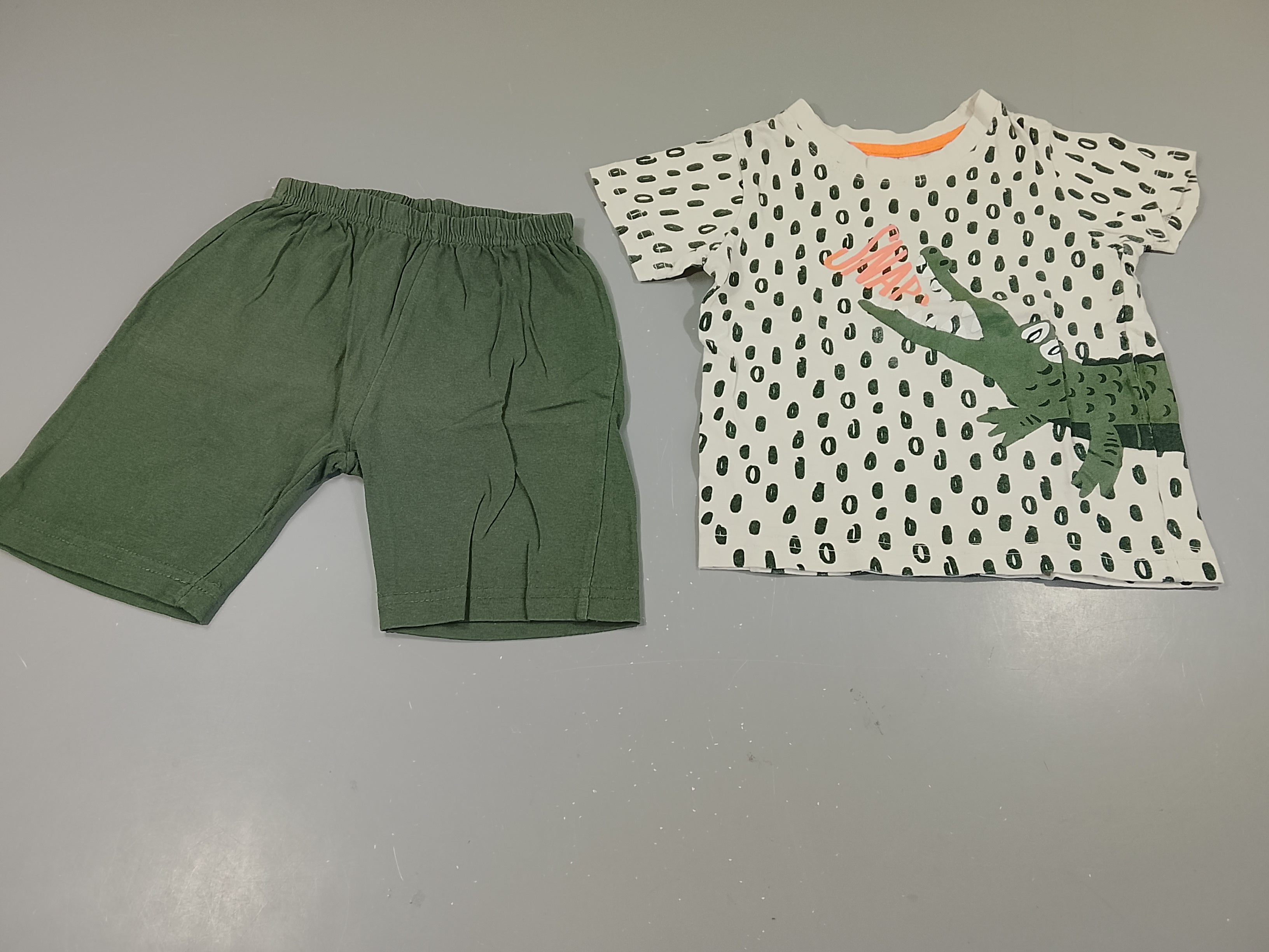 Pyjashort 2pcs jersey vert et blanc  crocodile 