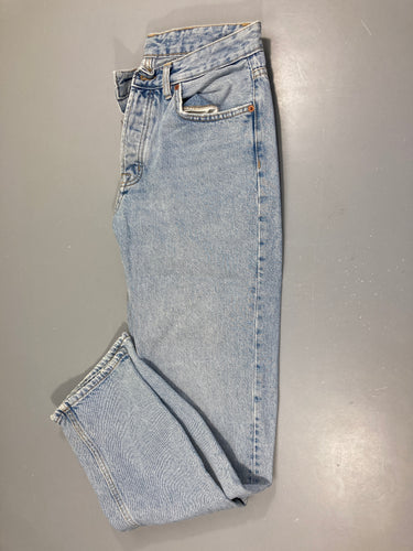 Jeans droit 38, moins cher chez Petit Kiwi